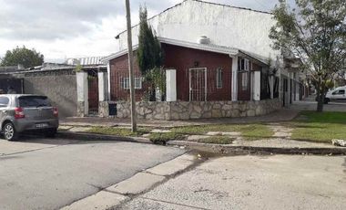 Chalet en venta en Lanus Oeste