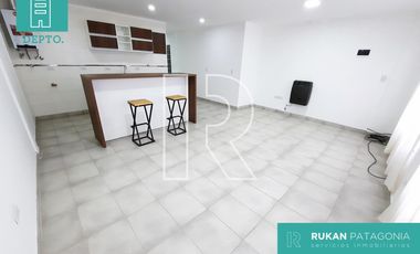 #AlquilerRUKAN | Dpto. 2 Habitaciones | ZONA CENTRO | Calle PADRE JORDAN, Dpto. 2| Caleta Olivia.-