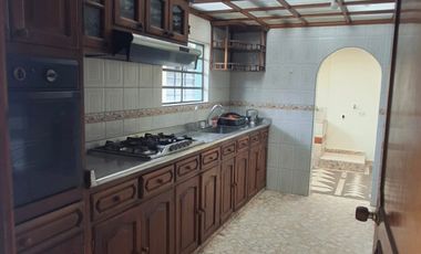 casa en arriendo en el cairo. Cod A119243