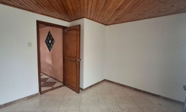 casa en arriendo en el cairo. Cod A119243