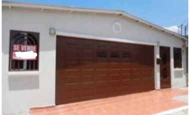 Se Vende Amplia Casa en Don Bosco
