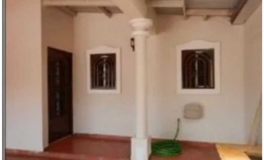 Se Vende Amplia Casa en Don Bosco