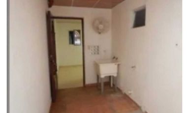 Se Vende Amplia Casa en Don Bosco