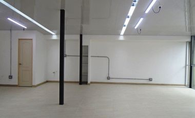 PR12309 SE RENTA OFICINA EN SECTOR SIMON BOLIVAR, ITAGUI