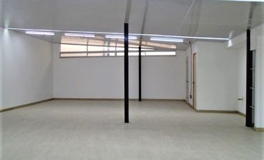 PR12309 SE RENTA OFICINA EN SECTOR SIMON BOLIVAR, ITAGUI