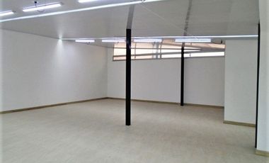 PR12309 SE RENTA OFICINA EN SECTOR SIMON BOLIVAR, ITAGUI