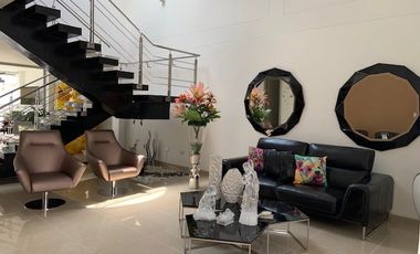 CASA ESPECTACULAR EN CONJUNTO CERRADO