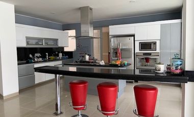 CASA ESPECTACULAR EN CONJUNTO CERRADO