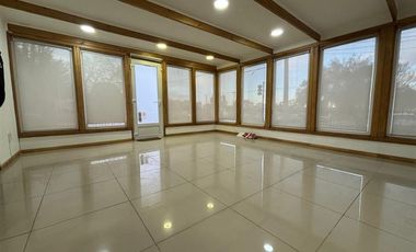 PROPIEDAD CON DESTINO COMERCIAL Y HABITACIONAL 2D 2B ESTAC