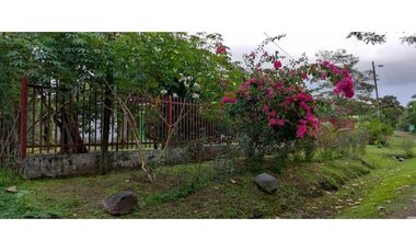 VENDO CASA CON TERRENO DE 2000M2 EN SANTO DOMINGO