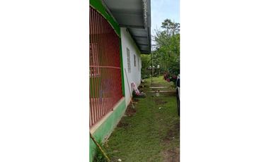 VENDO CASA CON TERRENO DE 2000M2 EN SANTO DOMINGO