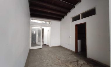 casa en venta en barrio blanco. Cod V24710