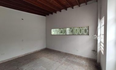 casa en venta en barrio blanco. Cod V24710