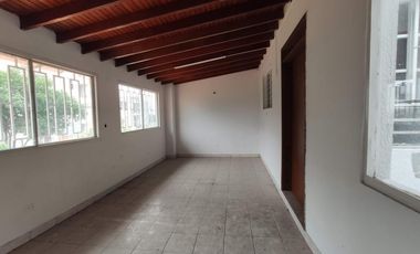casa en venta en barrio blanco. Cod V24710