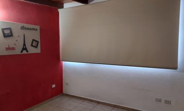 CASA RESTAURADA A NUEVO EN PARQUE PATRICIOS