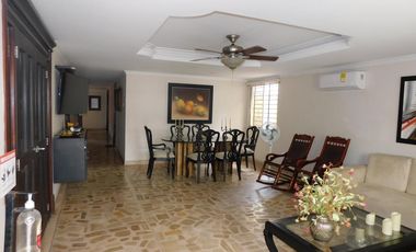 casa en venta en ciudad jardín. Cod V87431