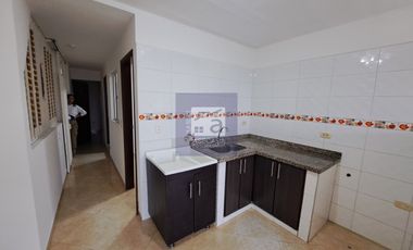 COD. 5197 - SE ARRIENDA APARTAMENTO - BARRIO: ESTORAQUES