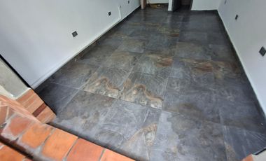 local en arriendo en robledo. Cod A61654