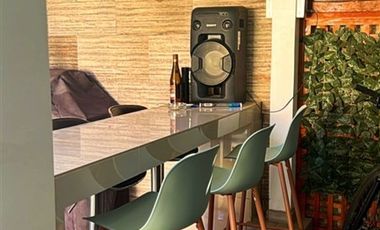 Casa en venta de 5 dorm. en Pudahuel