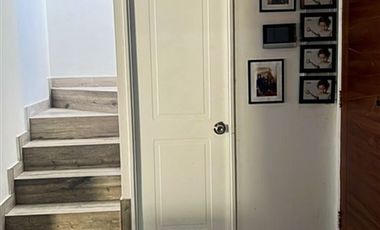 Casa en venta de 5 dorm. en Pudahuel