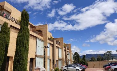 casa en venta en canelon. Cod V4896