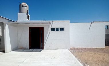 Casa en VENTA de un nivel cerca de la caseta de cuota en Guanajuato