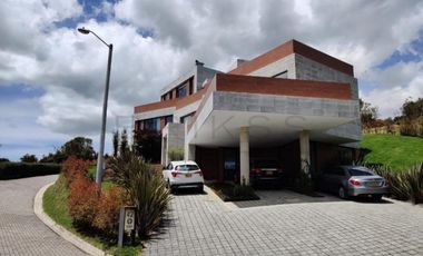casa en venta en la calera. Cod V3939