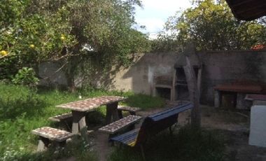 Casa con Departamento en venta en Mar del Tuyu
