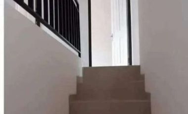 Cari Rumah Hoek? Mau DP 50jt? Ada di Sariwangi Bandung dekat Sarijadi