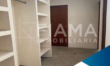 CASA EN VENTA COL. CENTRO, TEPIC, NAYARIT. (G)