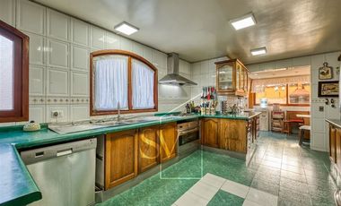 Local Comercial en arriendo en Lo Barnechea