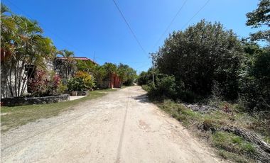 TERRENO EN VENTA EN CANCUN, BONFIL EN ESQUINA 40 X 50 M 2,000m2