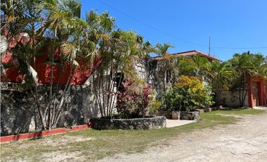 TERRENO EN VENTA EN CANCUN, BONFIL EN ESQUINA 40 X 50 M 2,000m2