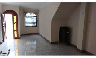 Venta de Casa Rentera sector norte - Manta