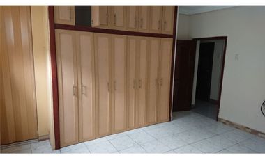 Venta de Casa Rentera sector norte - Manta