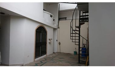 Venta de Casa Rentera sector norte - Manta