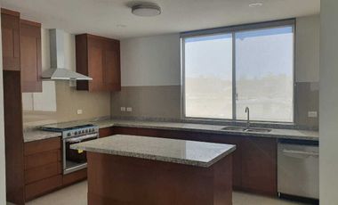 CASA EN VENTA EN RANCHO SANTA MONICA