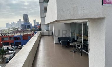 ARRIENDO HERMOSO DEPTO PRIMERA LINEA ESPECTACULAR VISTA AL MAR - GGCC INCLUIDO