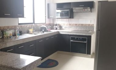 ALQUILO CASA AMOBLADA CON PISCINA DE 4 HABITACIONES EN NAPOLI