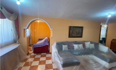 Casa rentera de venta en Quito, sector La Ecuatoriana, barrio la Merced