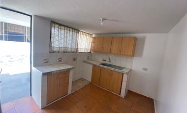 Casa rentera de venta en Quito, sector La Ecuatoriana, barrio la Merced