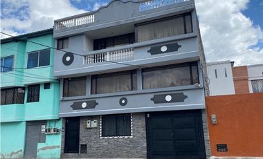 Casa rentera de venta en Quito, sector La Ecuatoriana, barrio la Merced