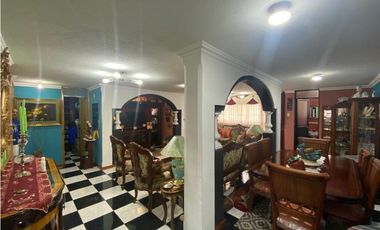 Casa rentera de venta en Quito, sector La Ecuatoriana, barrio la Merced