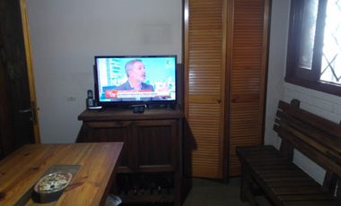 EXCELENTE PROPIEDAD C/PARQUE E/AUTO 4 AMB. PILETA. PROX. AV. MARQUEZ.