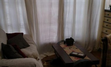 EXCELENTE PROPIEDAD C/PARQUE E/AUTO 4 AMB. PILETA. PROX. AV. MARQUEZ.