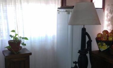 EXCELENTE PROPIEDAD C/PARQUE E/AUTO 4 AMB. PILETA. PROX. AV. MARQUEZ.