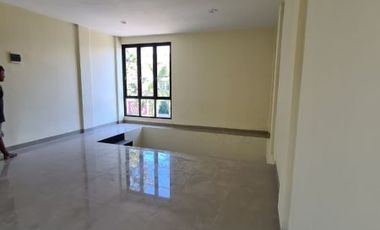 Disewakan Ruko Baru Serpong Park Boulevard Tangerang Selatan 2 Lantai Murah