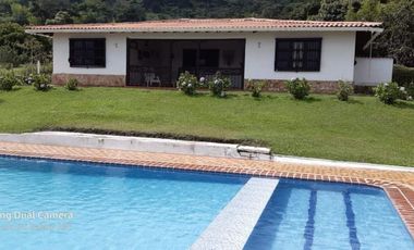 finca en arriendo en lago calima. Cod A15459