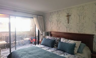 Casa en venta de 4 dorm. en La Florida
