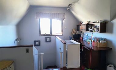 Casa en venta de 4 dorm. en La Florida
